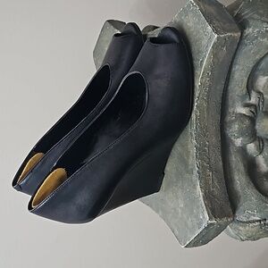 🖤 BCBGeneration Black Leather Wedge Heels 🖤